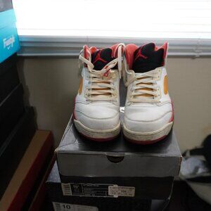 Jordan 5 Retro fire red